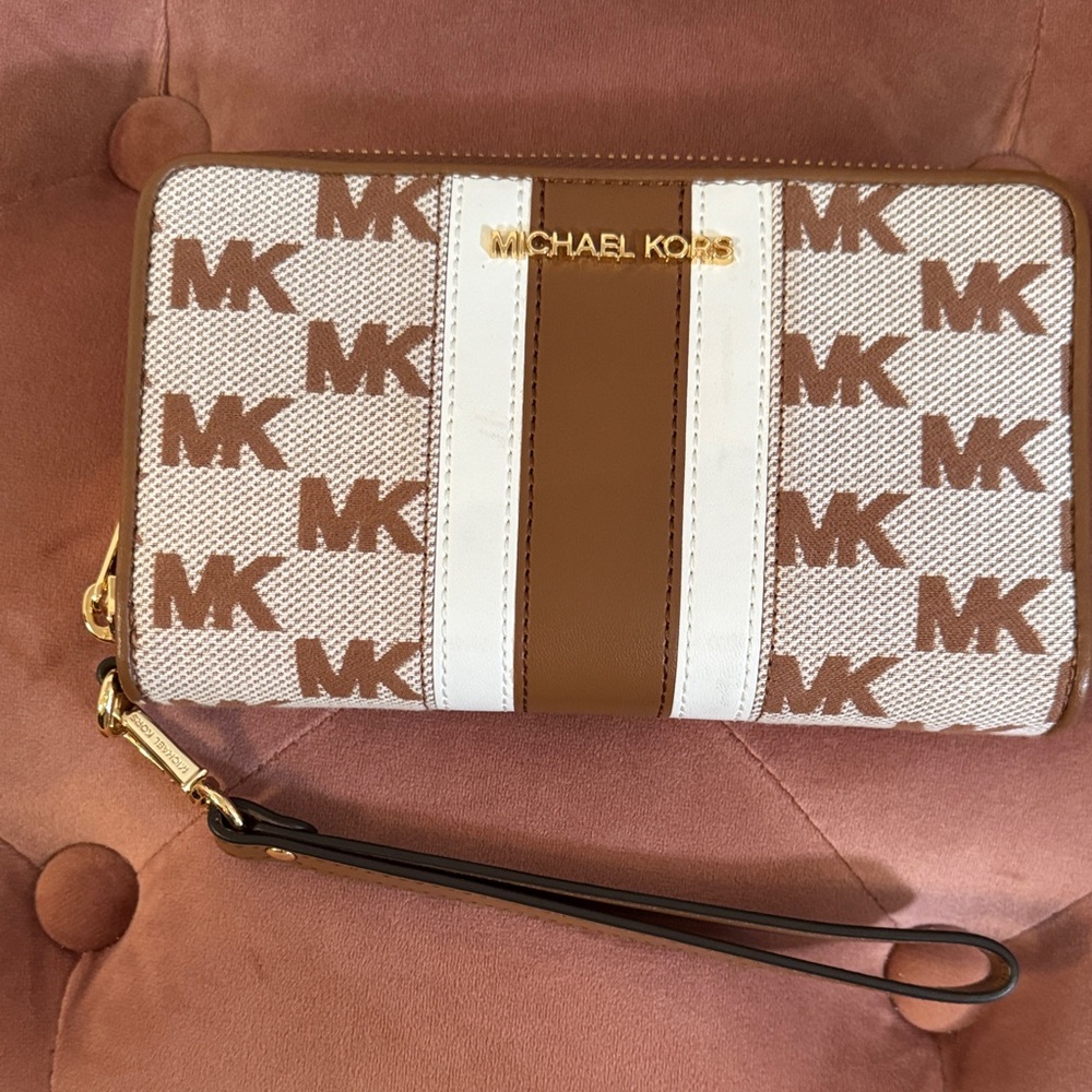 Michael Kors Tan and White Logo Wristlet